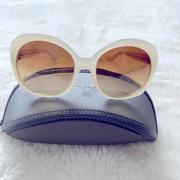 Giorgio Armani Accessories - Sold Giorgio Armani sunglasses